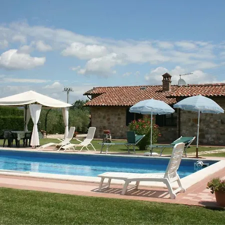 I Bertoni Sleeps 14 Pool Wifi *
